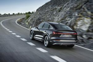 Audi e-tron S Sportback 2020 года  (WW)